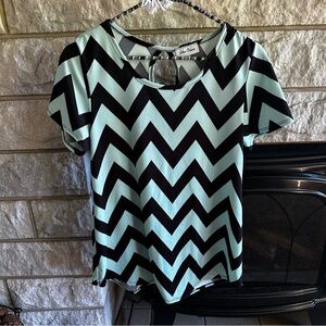 Star Vixen Blue and Black Chevron Blouse Small